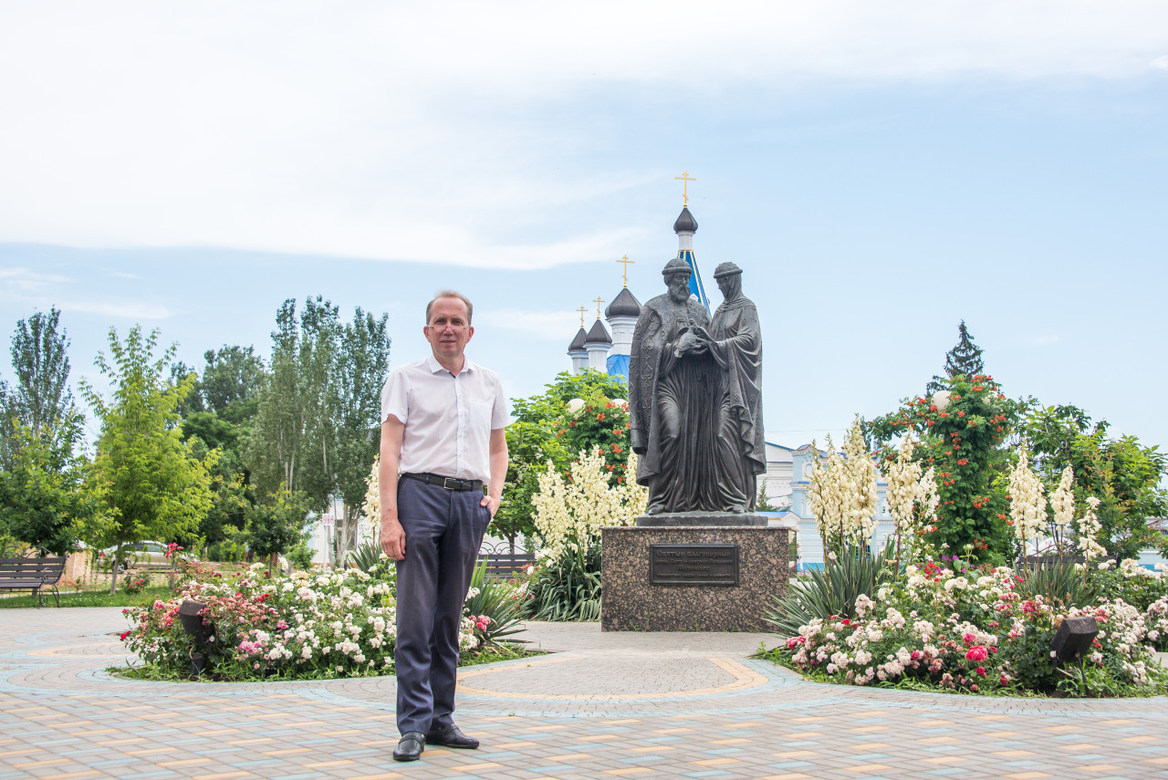 Поздравление Игоря Седова с Днем семьи, любви и верности | Городская Дума  муниципального образования 